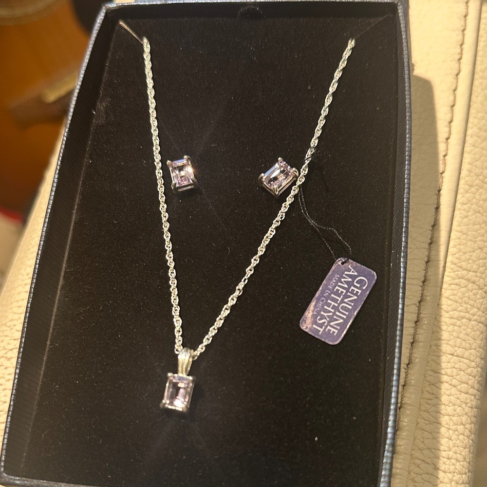 Elegant Silver Amethyst Jewelry Set